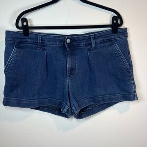 Gap 1969 Pleated Cuffed Jean Shorts Dark Blue Denim Stretch Low Rise  Sz 38x3.5"